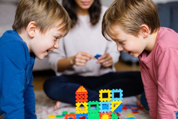 Cuándo intervenir en el juego de los niños y niñas